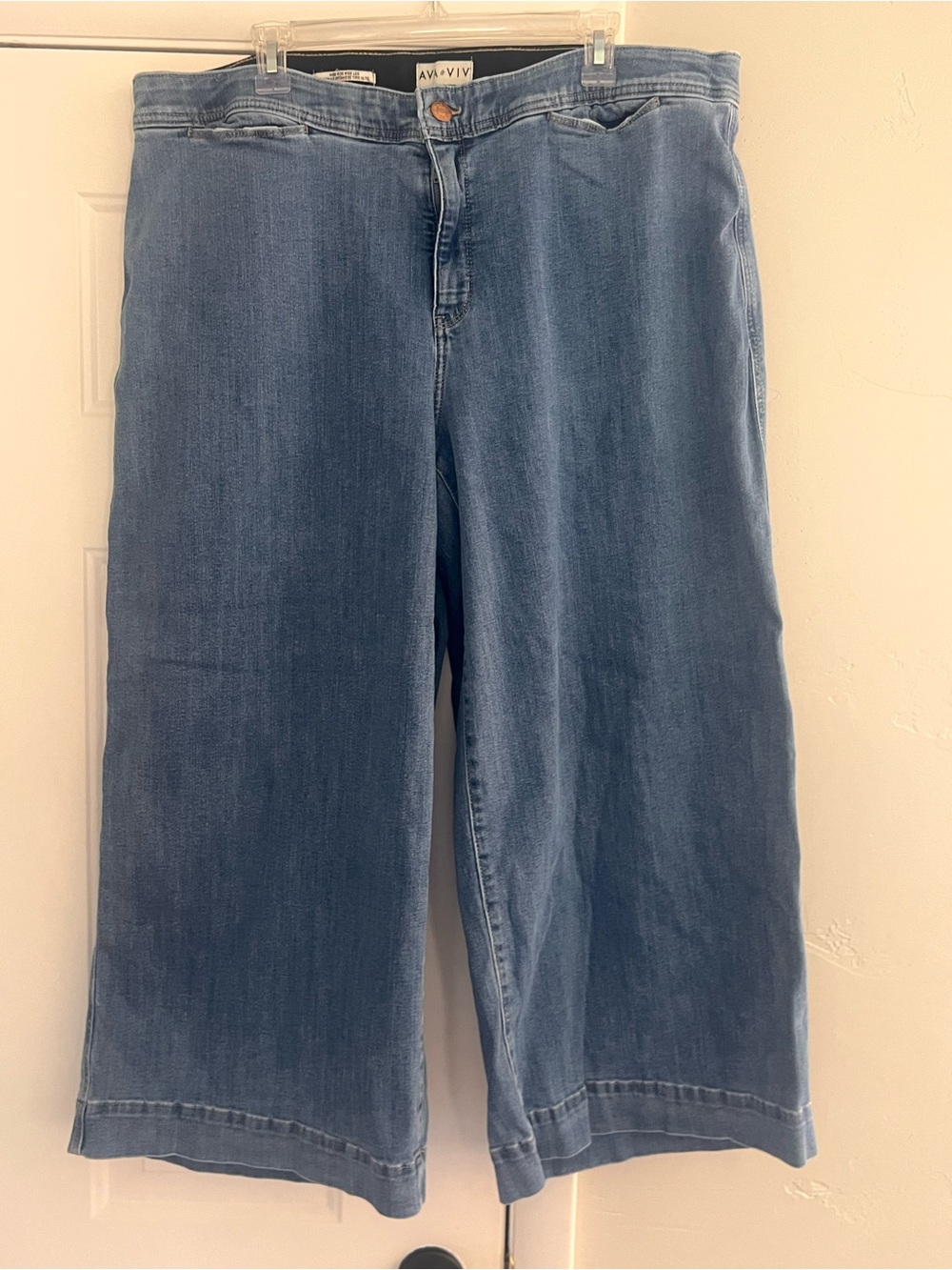 Ava & Viv Wide-Leg Jeans in Medium Blue